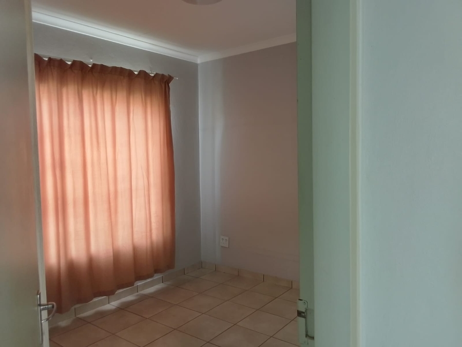 To Let 3 Bedroom Property for Rent in Waterkloof North West